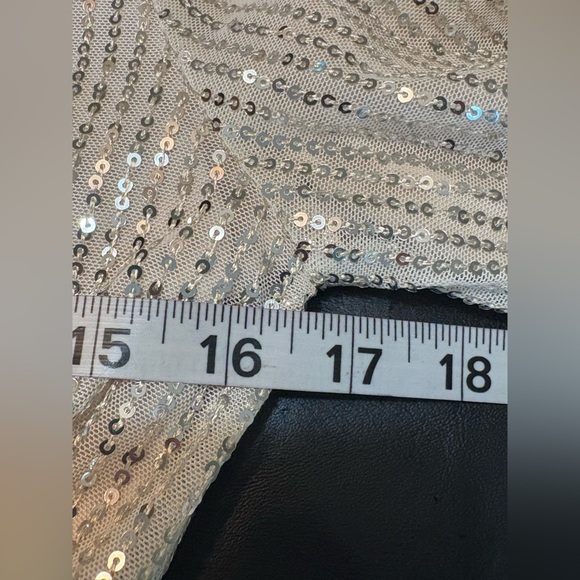 Forever 21 Shimmering Long Sleeve Dress size S - Picture 14 of 16